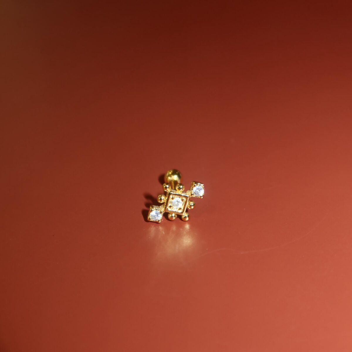 2 Taşlı Ortası Figürlü Piercing - 1