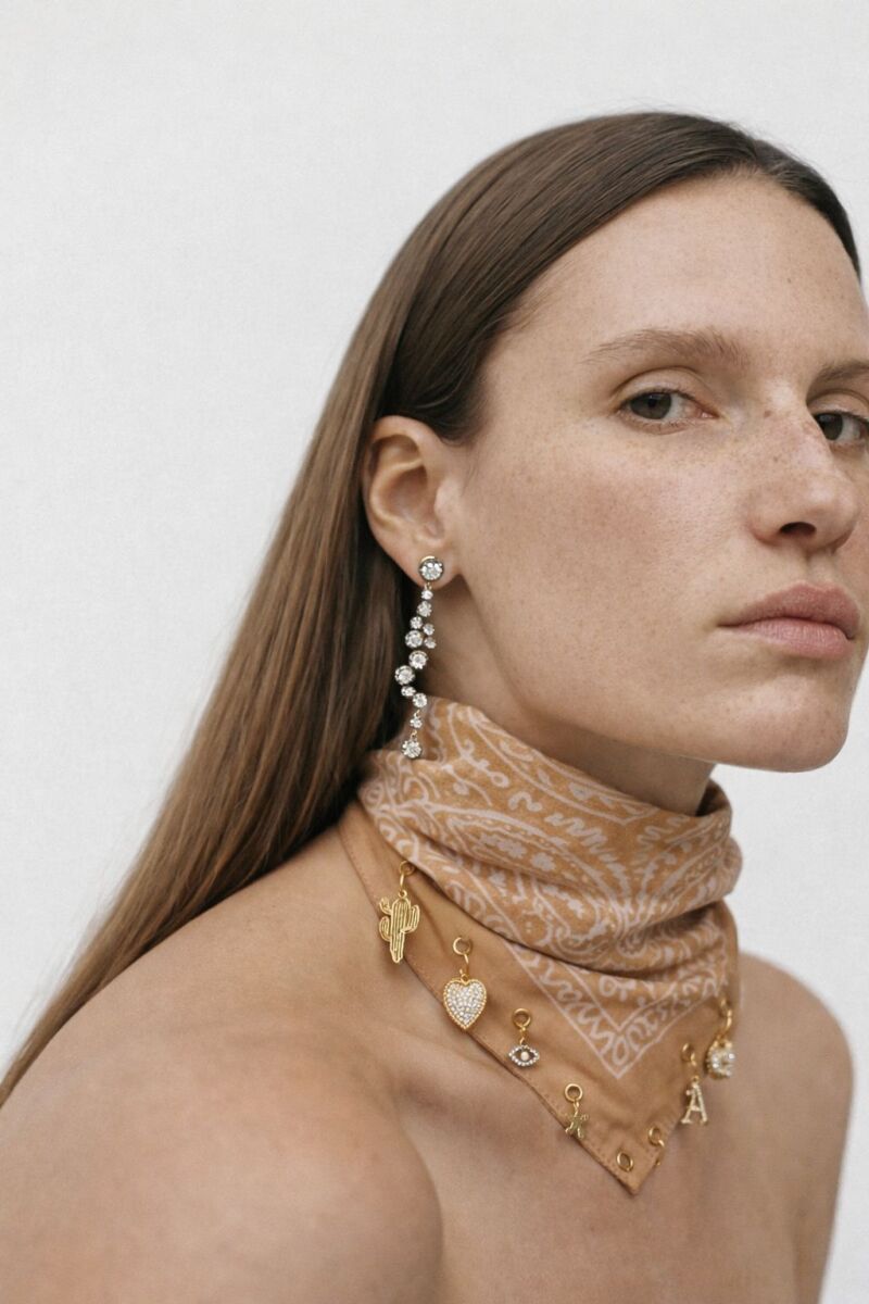 9 Charmlı Fular - 4