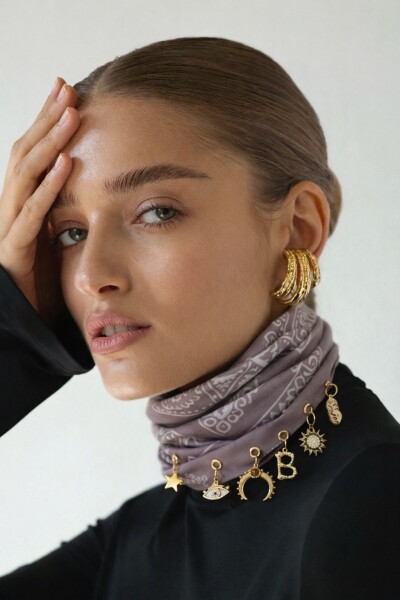 9 Charmlı Fular - 6