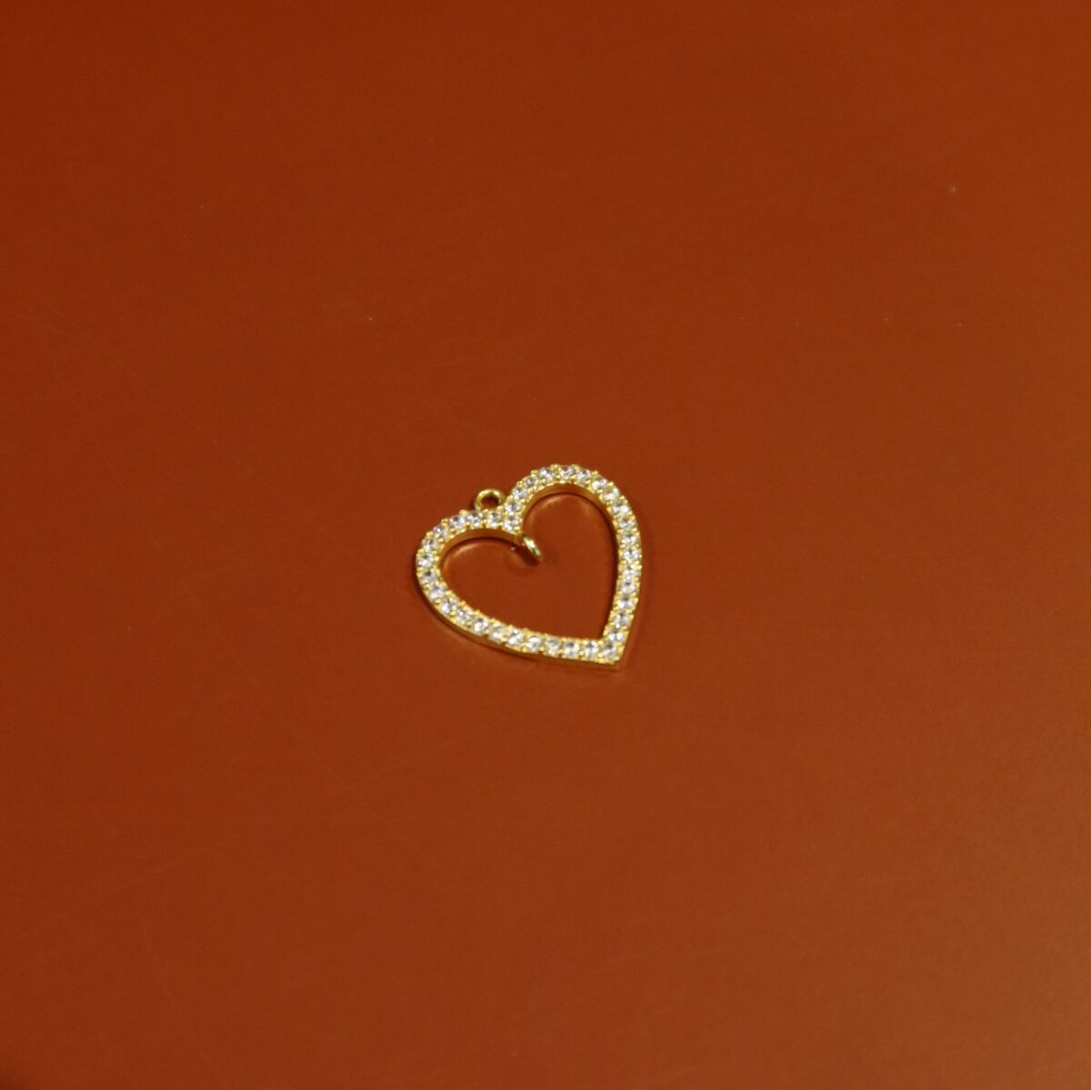 Beyaz Taşlı Kalp Figürlü Charm - 1