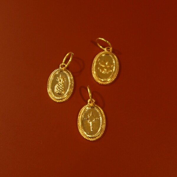 Figürlü Madalyon Charm - Fi Season