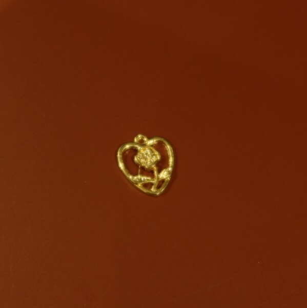 Gül Figürlü Kalp Charm - 1