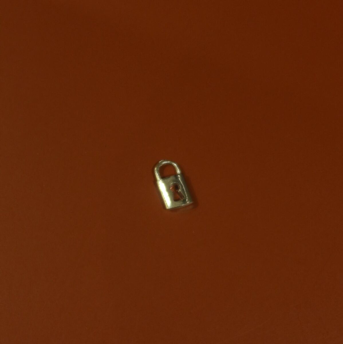 Kilit Figürlü Charm - 1