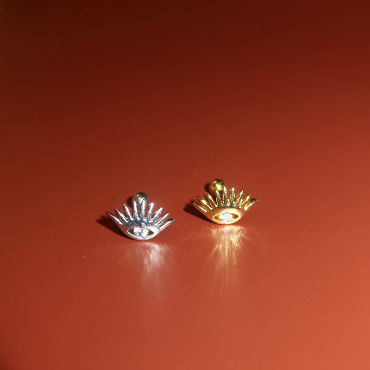 Kirpikli Göz Piercing - 1