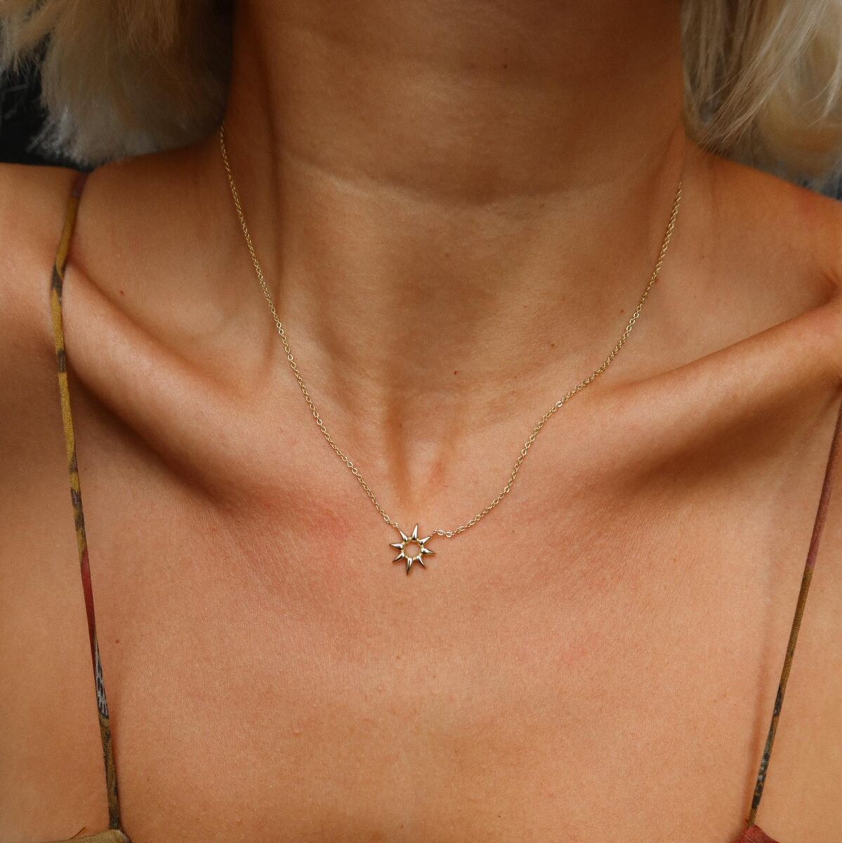 Küçük Güneş Figürlü Kolye | 925 Gümüş - 1