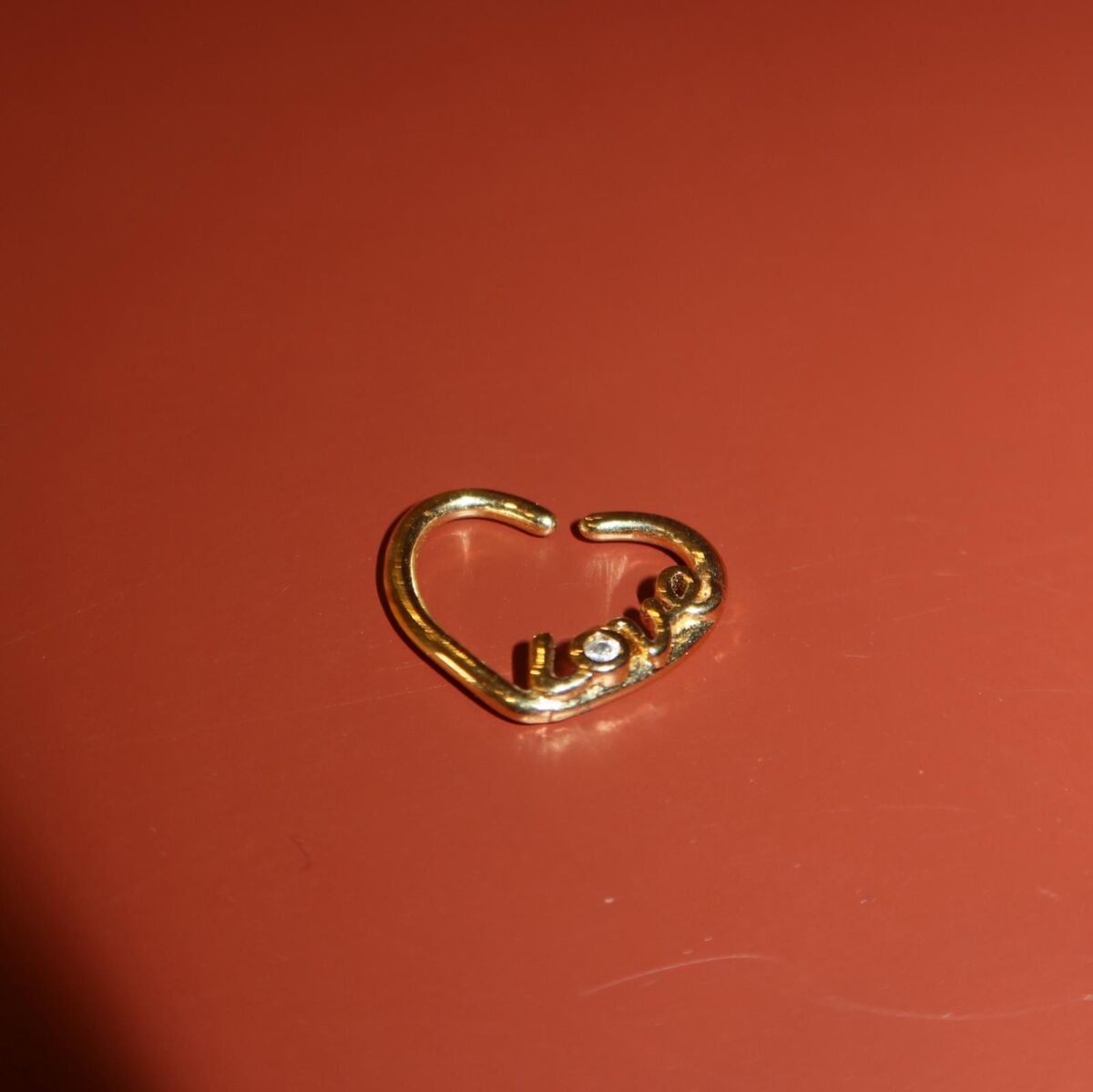 Love Yazılı Kıkırdak Küpesi - 1