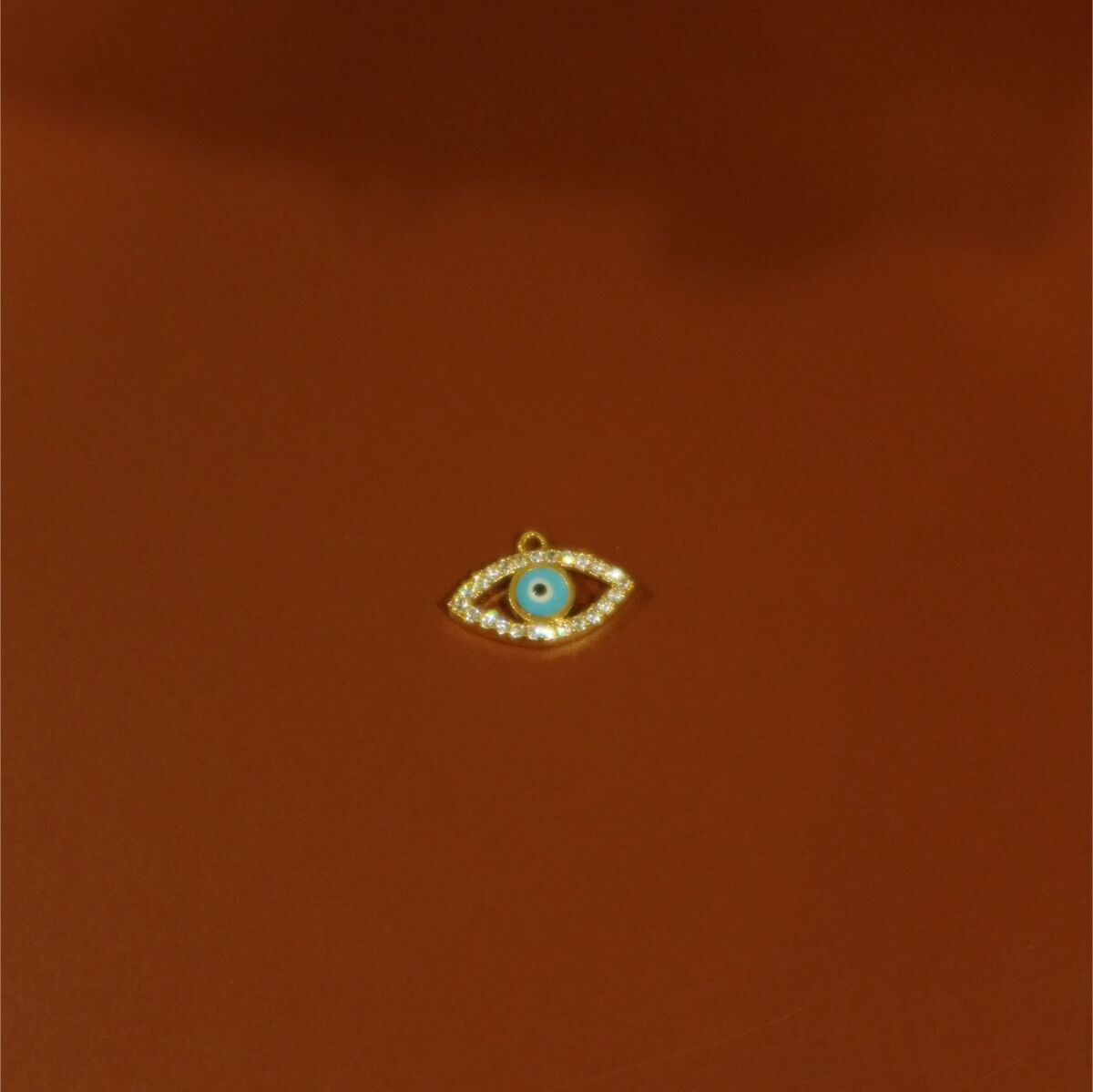 Mineli Taşlı Göz Figürlü Charm - 1