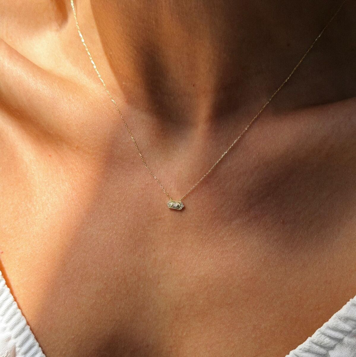 Minik Taşlı Baget Kolye | 14 Ayar Altın - 2