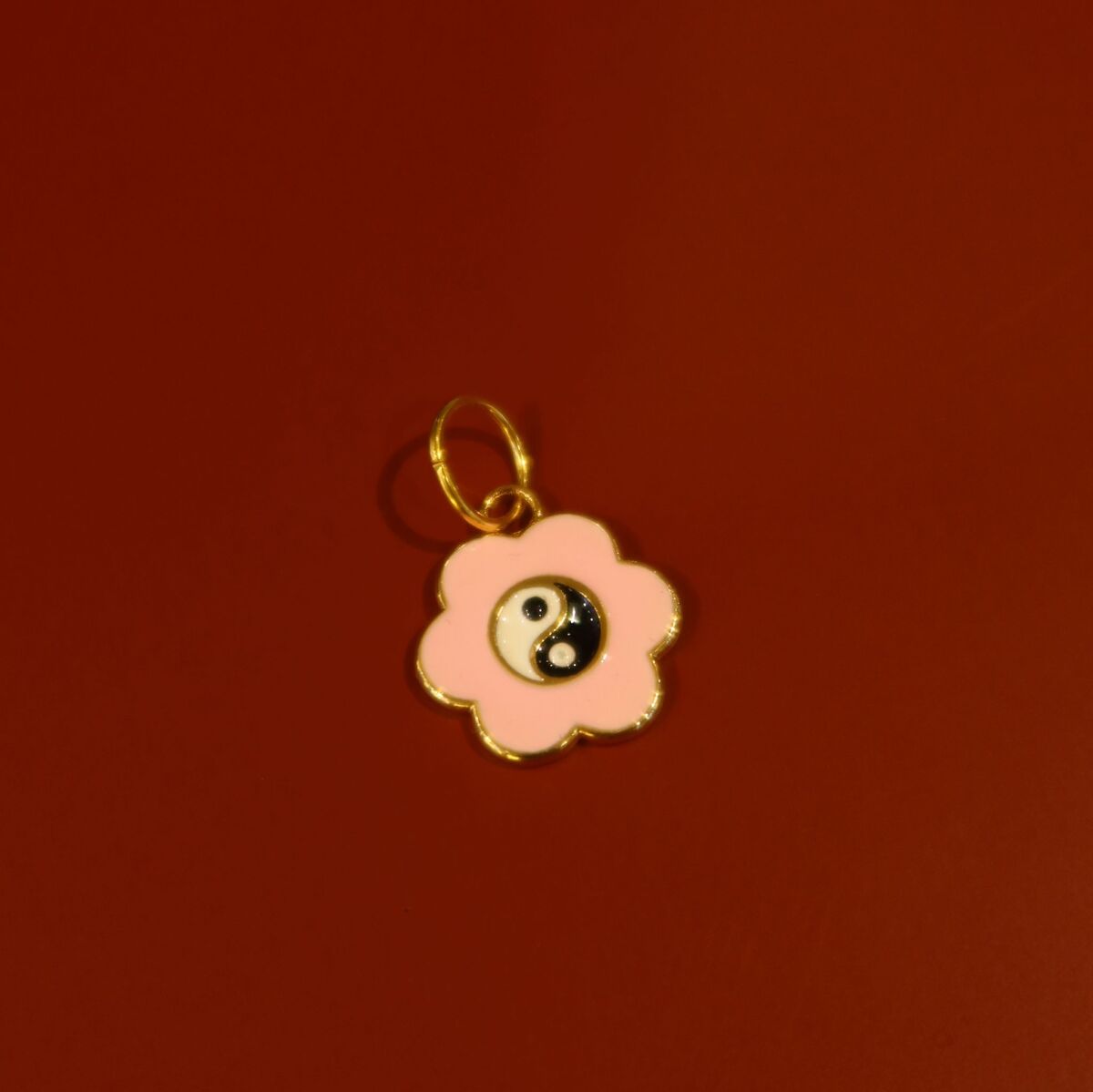 Pembe Yin Yang Figürlü Charm - 1