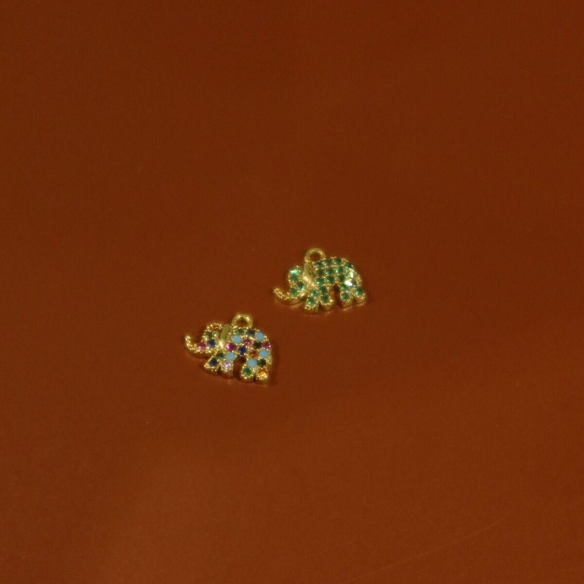 Renkli Fil Figürlü Charm - 1