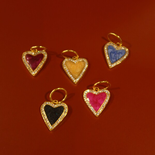 Renkli Mineli Taşlı Kalp Charm - Fi Season