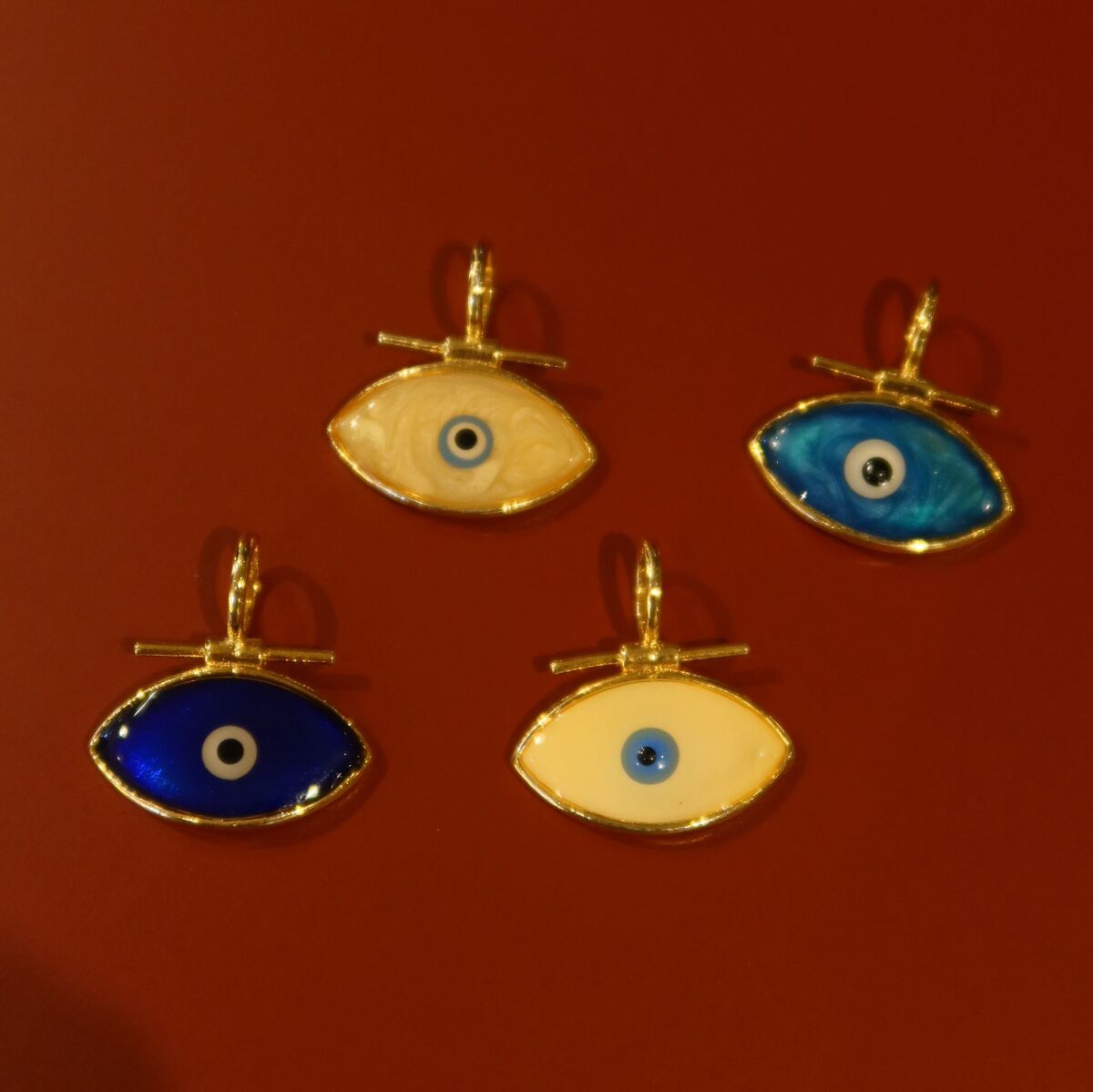 Sedefli Büyük Göz Figürlü Charm - 1