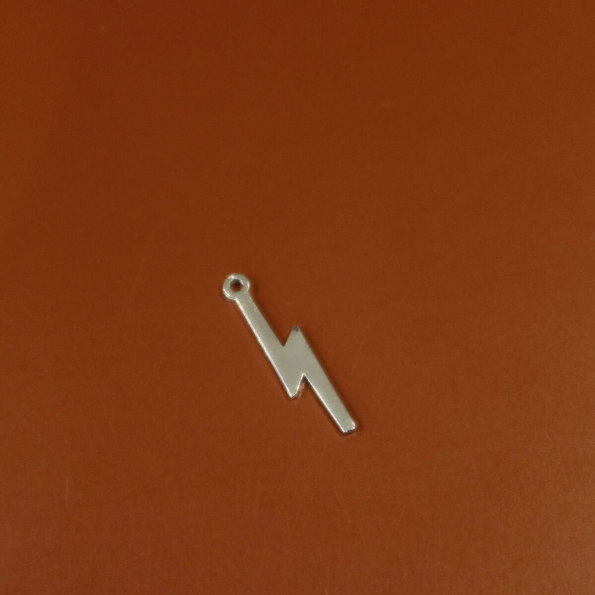 Şimşek Figürlü Charm - 2