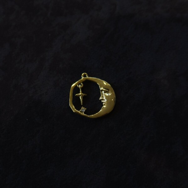 Taşlı Ay Ve Kutup Yıldızı Figürlü Charm - Fi Season