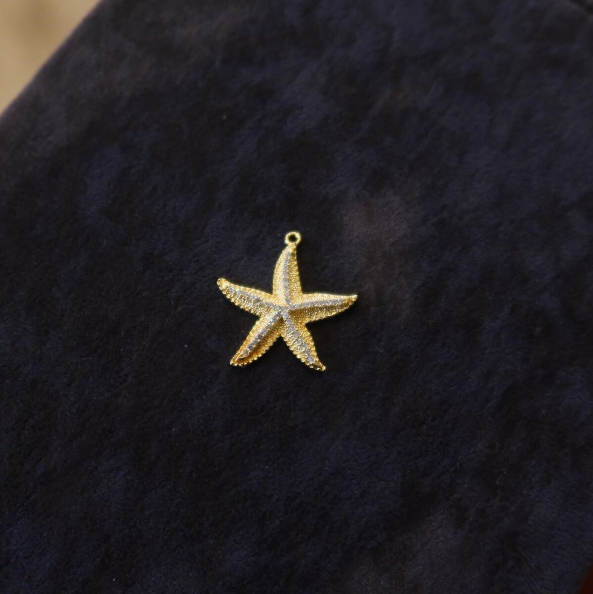 Taşlı Büyük Deniz Yıldızı Figürlü Charm - 1