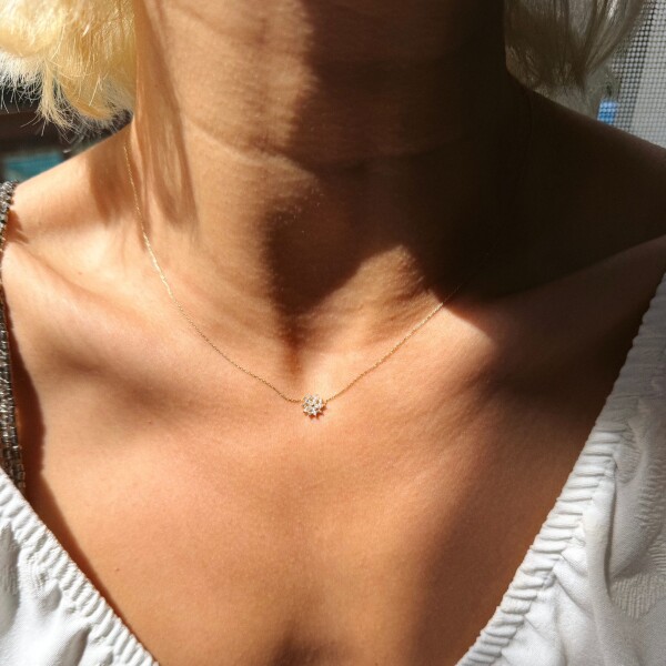 Taşlı Çiçek Kolye | 14 Ayar Altın - 2