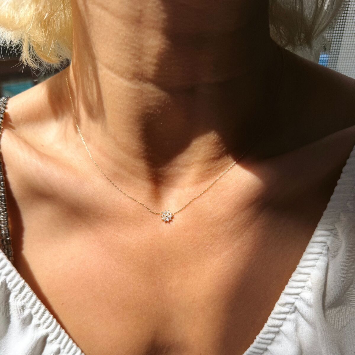 Taşlı Çiçek Kolye | 14 Ayar Altın - 2