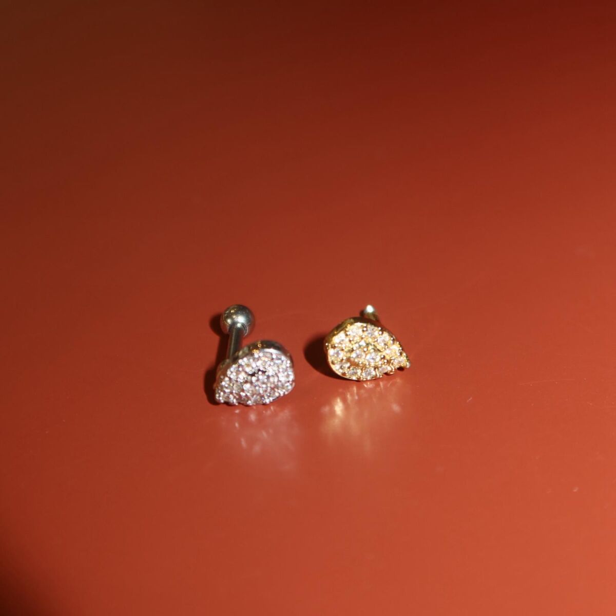 Taşlı Damla Figürlü Piercing - 1