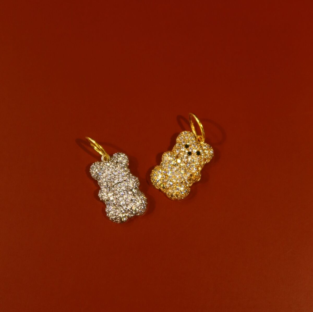 Taşlı Küçük Ayıcık Figürlü Charm - 1