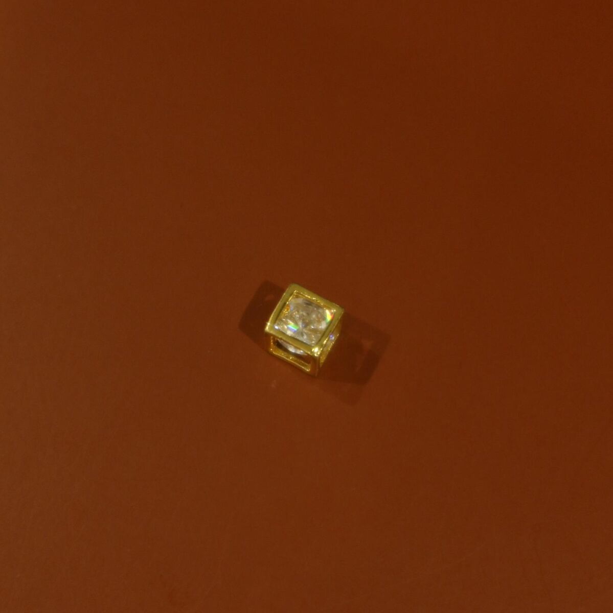 Taşlı Küp Figürlü Charm - 5