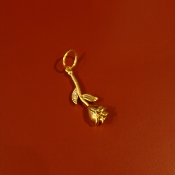 Ters Gül Figürlü Charm - Fi Season