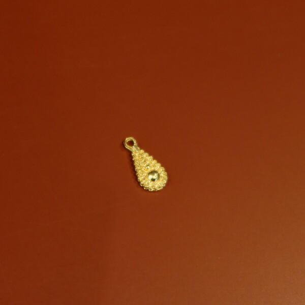 Toplu Üçgen Plaka Charm - 1