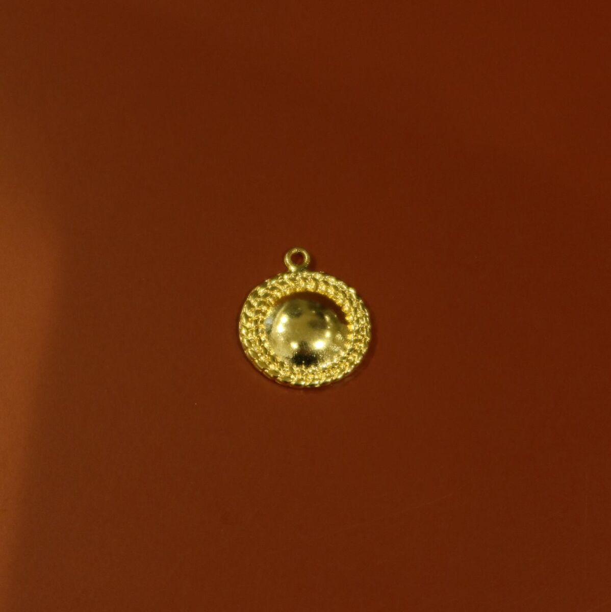 Yuvarlak Çerçeveli Charm - 1