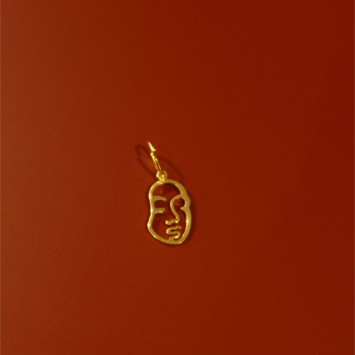 Yüz Figürlü Charm - 1