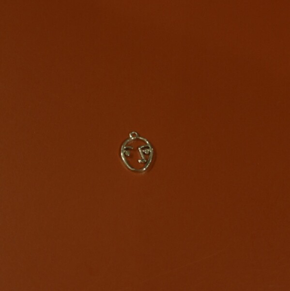 Yüz Figürlü Charm - 1