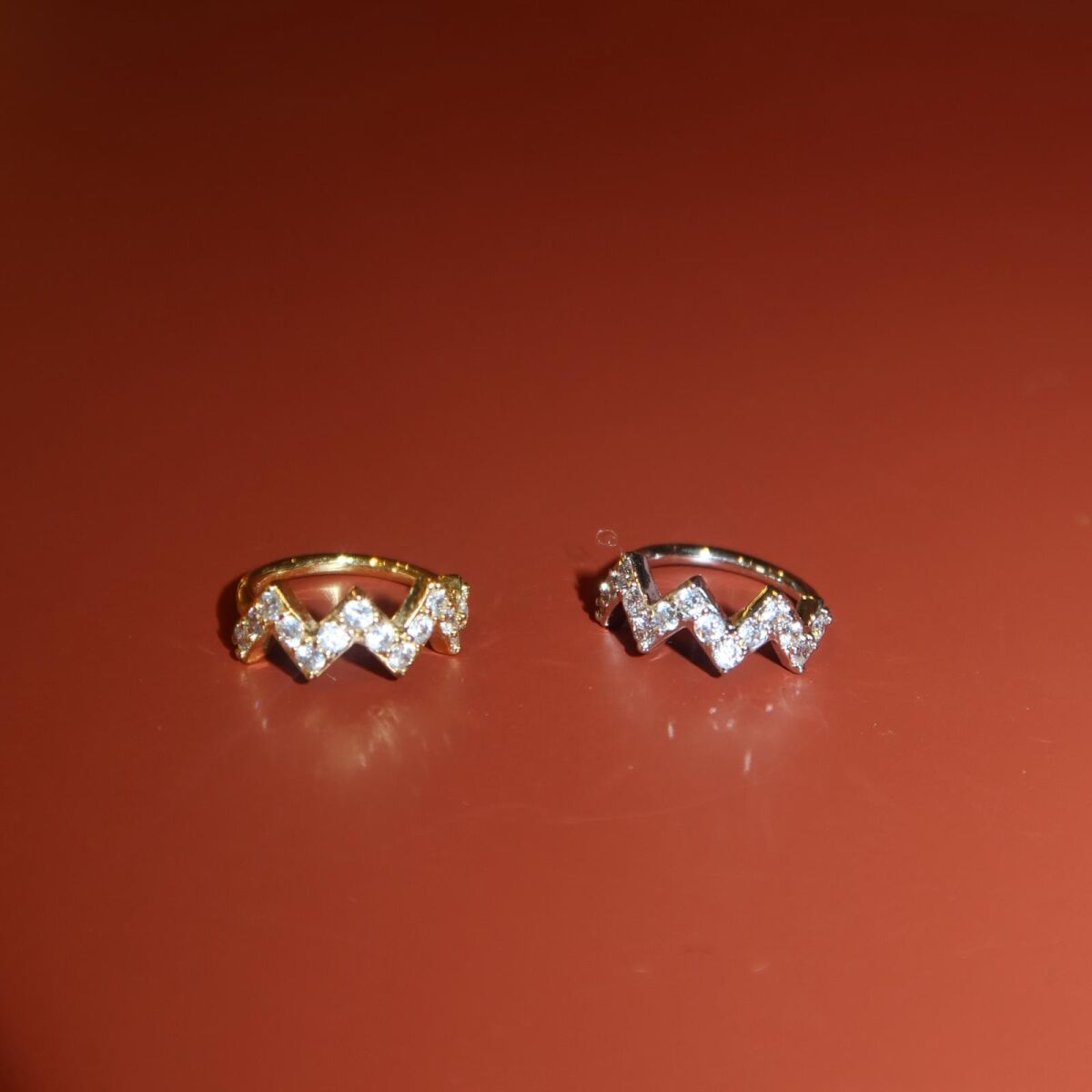 Zikzak Taşlı Rook Piercing - 1